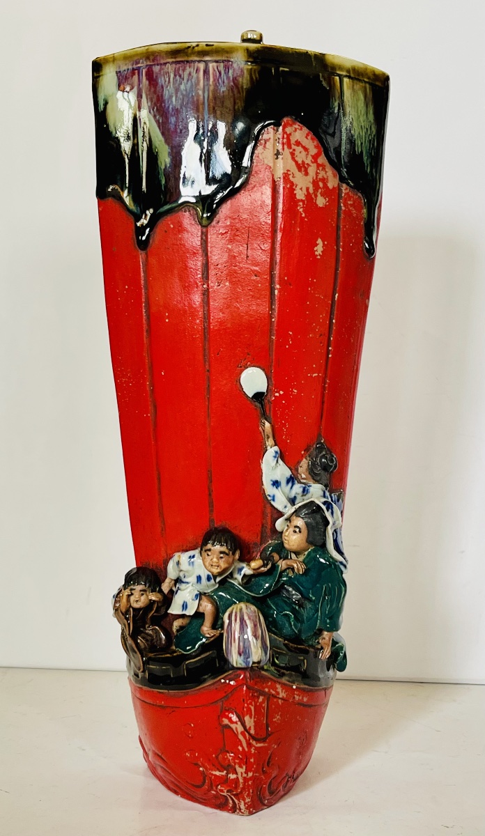 Japanese Sumida Gawa Vase Signed By Ban-ni, Meiji Period, 1900.